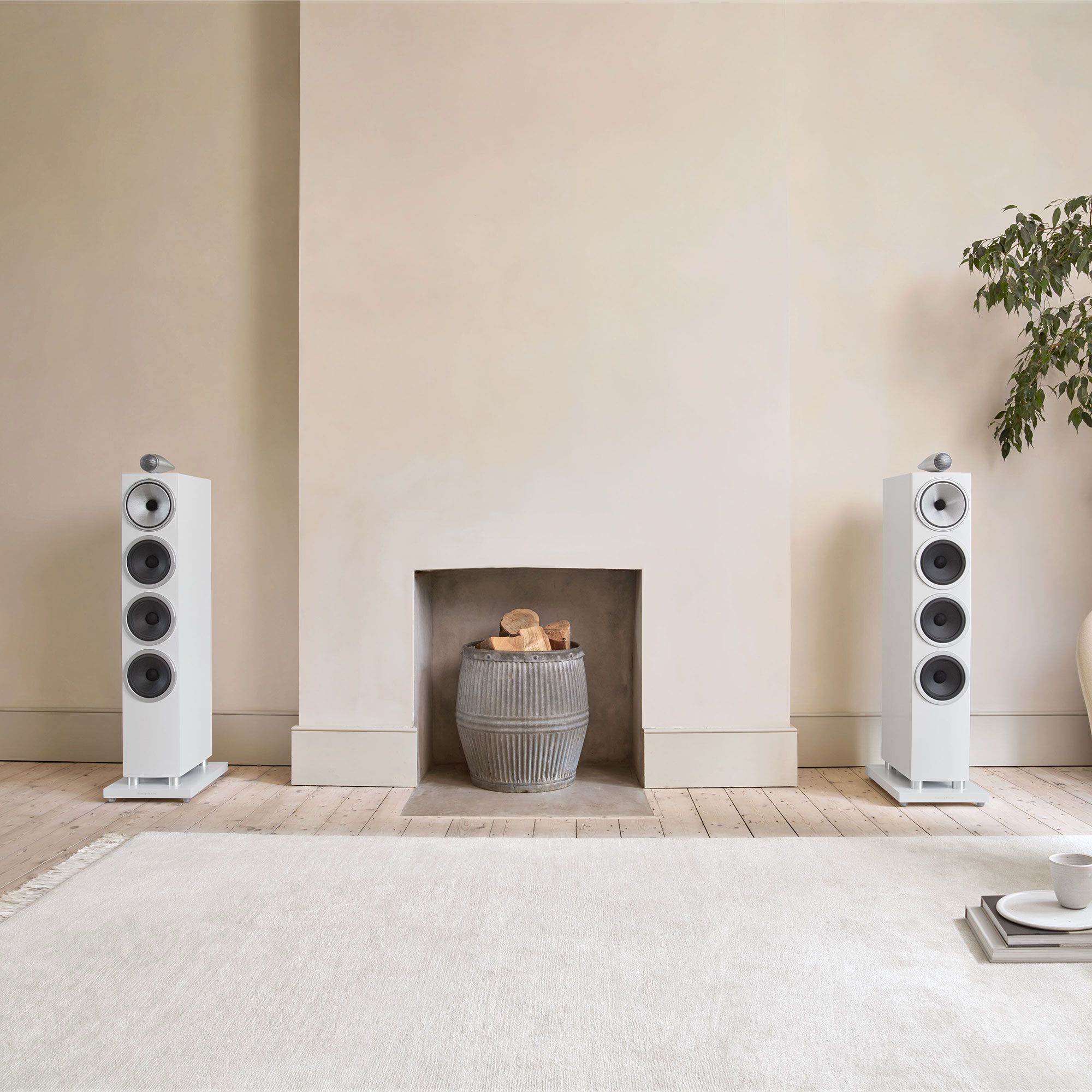Bowers & Wilkins 702 S3 Satin White напольная АС