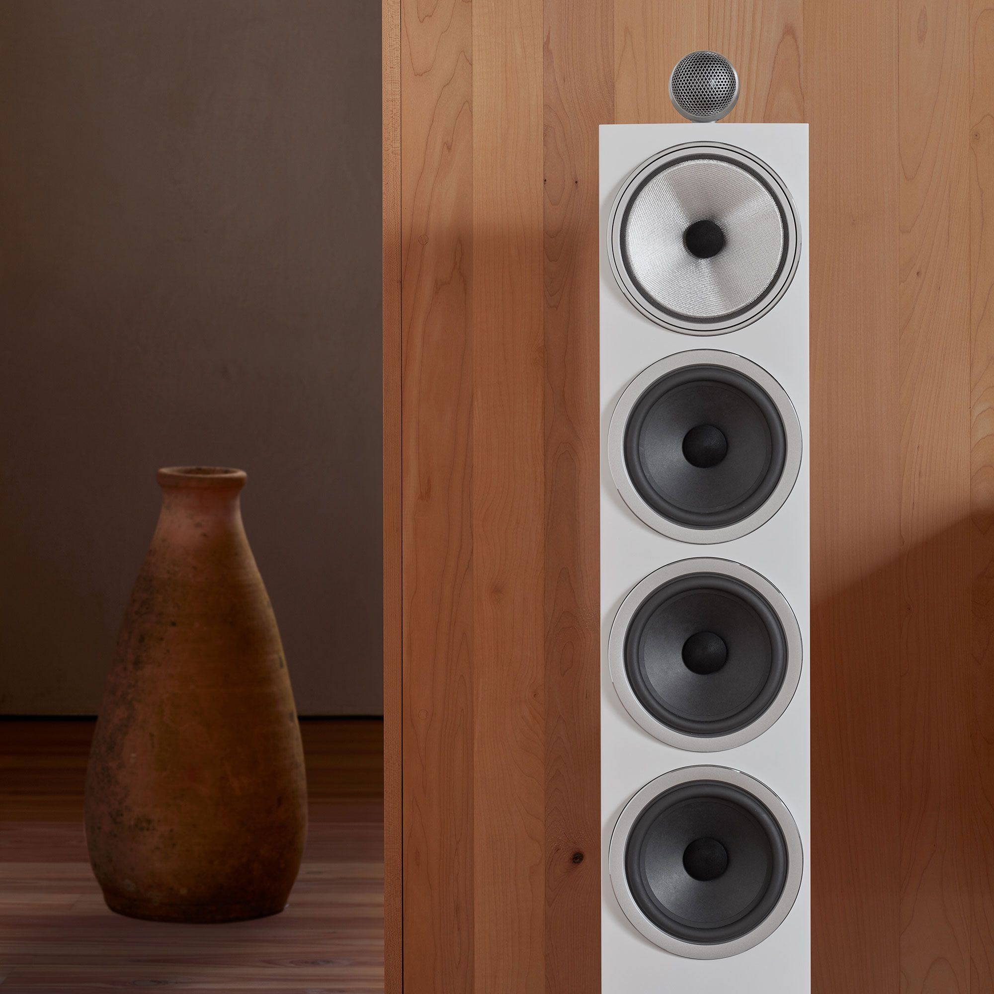 Bowers & Wilkins 702 S3 Satin White напольная АС