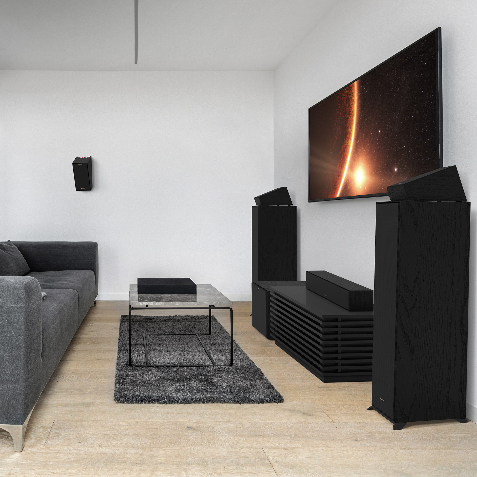 Напольная акустика Klipsch R-600F чёрного цвета