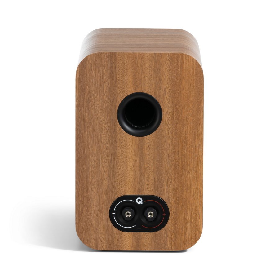 Q Acoustics Q 3020c (QA3328) Pin Oak Полочная акустика