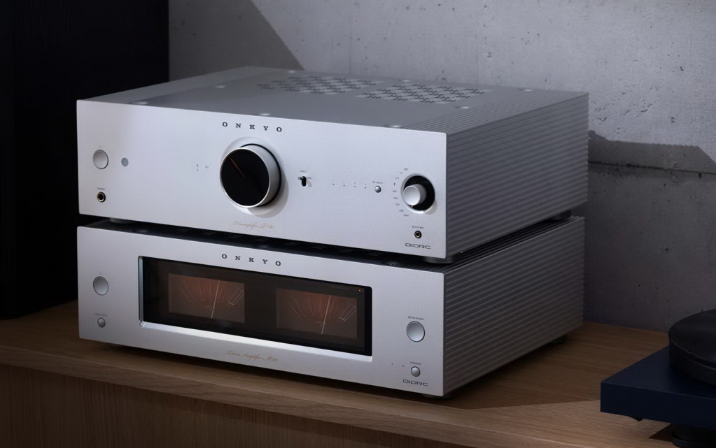ONKYO M80 Silver Усилитель мощности