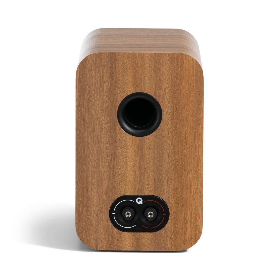 Q Acoustics Q 3030c (QA3338) Pin Oak Полочная акустика