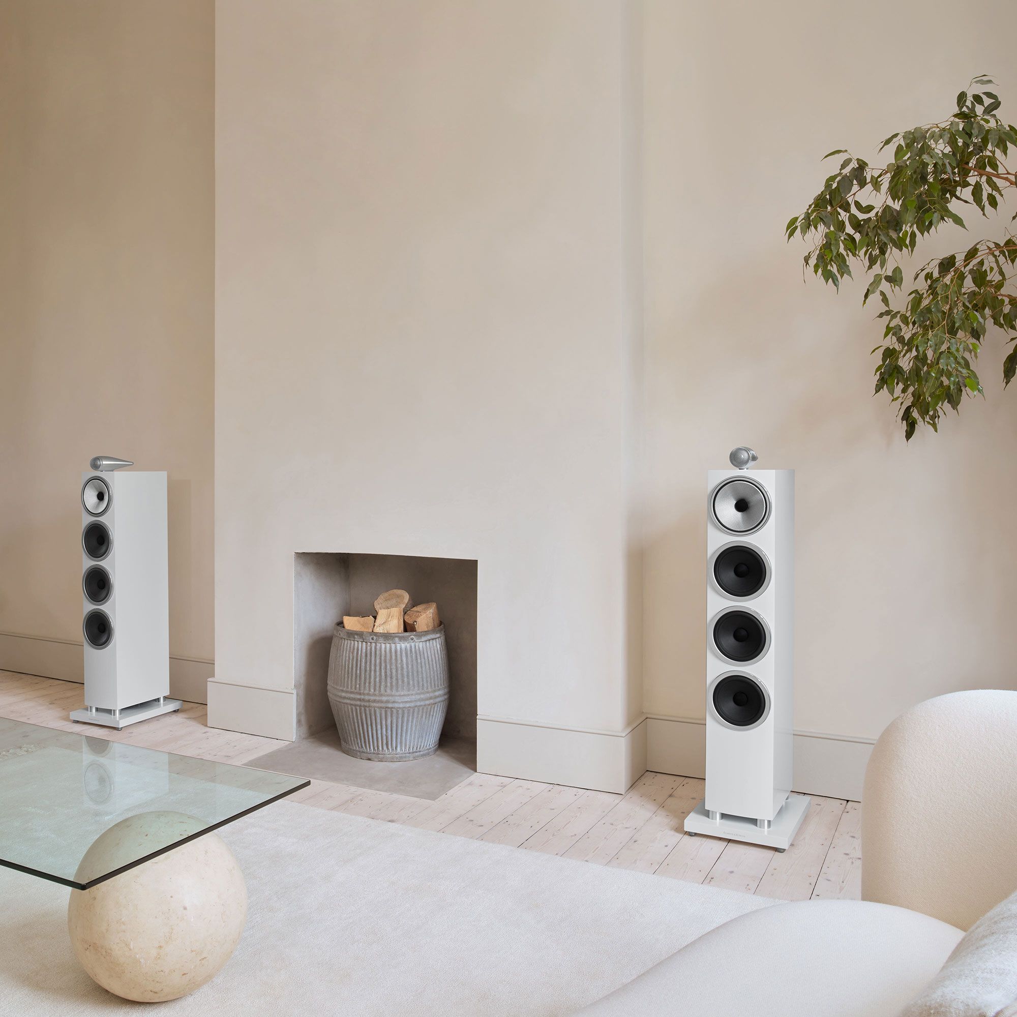 Bowers & Wilkins 702 S3 Satin White напольная АС