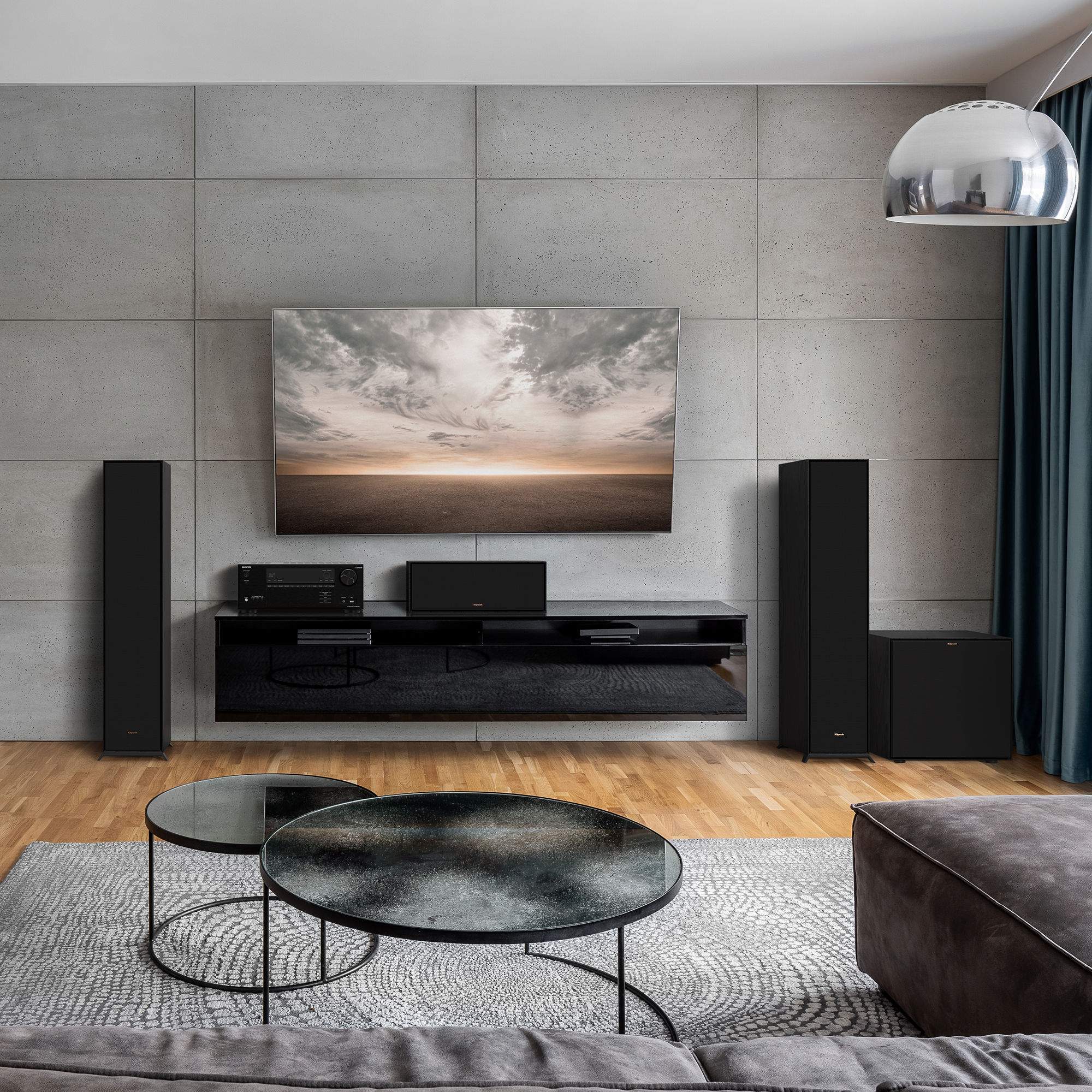 Напольная акустика Klipsch R-605FA с поддержкой Dolby Atmos