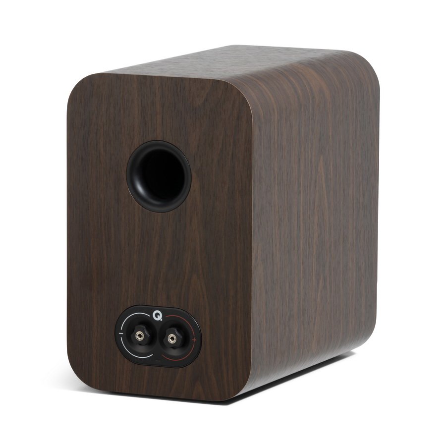 Q Acoustics Q 3030c (QA3336) C Walnut Полочная акустика