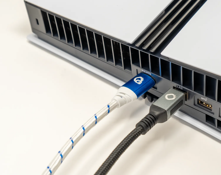 Oehlbach EXCELLENCE Gaming UHD Ultra High-Speed HDMI 2.1b cable 2,0m Blue / White D1C42553