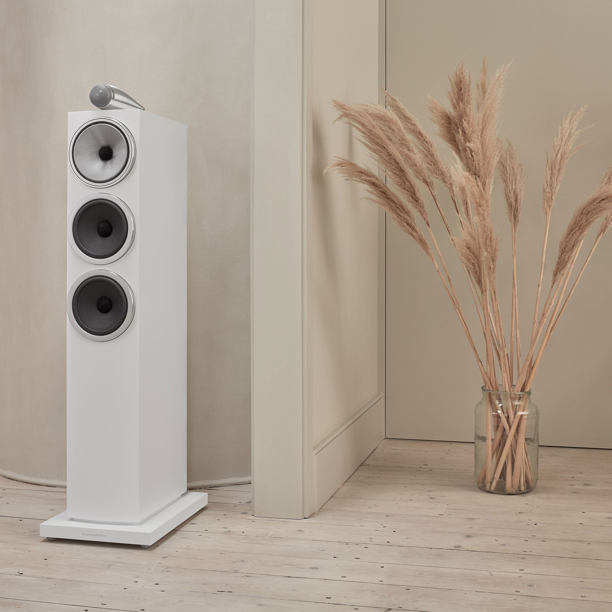 Bowers & Wilkins 703 S3 Satin White напольная АС