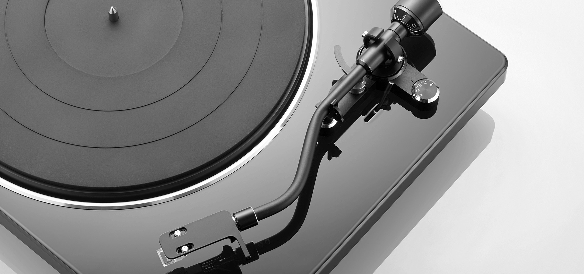 Проигрыватель виниловых пластинок Denon DP-450USB Black